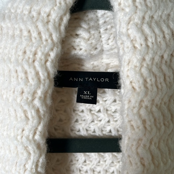 Ann Taylor Cream Textured Knit Alpaca Merino Wool Cardigan XL Open Front Cozy - Picture 4 of 9